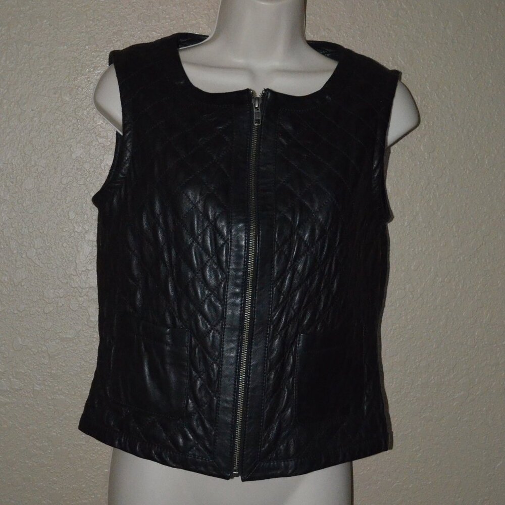 Sz S Hinge Designed in Seattle Black Leather Quilted Pattern Zip Up Vest